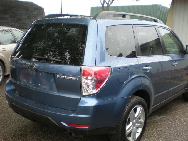 2009 Subaru Forester 2500hd 4x4 W/ Plow System