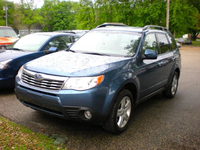 2009 Subaru Forester 2500hd 4x4 W/ Plow System