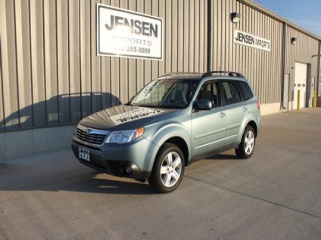 2010 Subaru Forester 2dr 2.5L PZEV