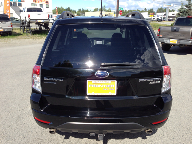 2010 Subaru Forester 2500hd 4x4 W/ Plow System