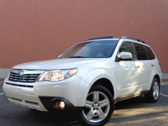 2010 Subaru Forester 2dr 2.5L PZEV