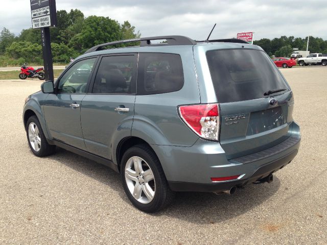 2010 Subaru Forester 2dr 2.5L PZEV