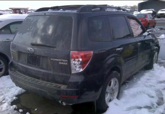 2010 Subaru Forester 2dr 2.5L PZEV