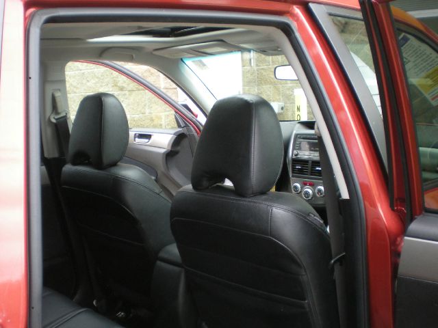 2010 Subaru Forester 2dr 2.5L PZEV