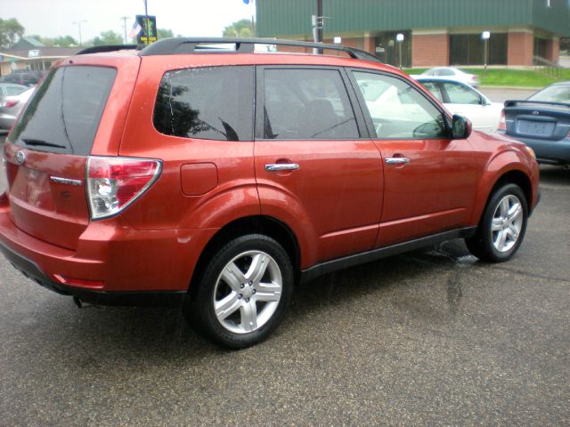 2010 Subaru Forester 2dr 2.5L PZEV