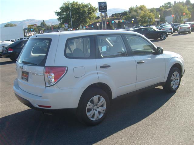 2010 Subaru Forester LT Loaded LOW Mileage