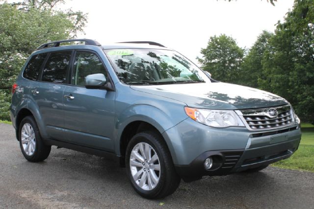 2012 Subaru Forester 2dr 2.5L PZEV