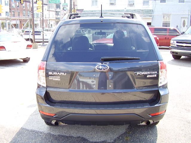 2012 Subaru Forester 2500hd 4x4 W/ Plow System