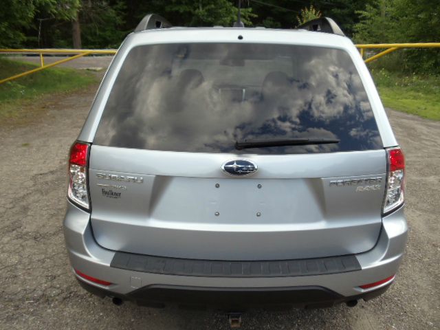 2012 Subaru Forester 2500hd 4x4 W/ Plow System