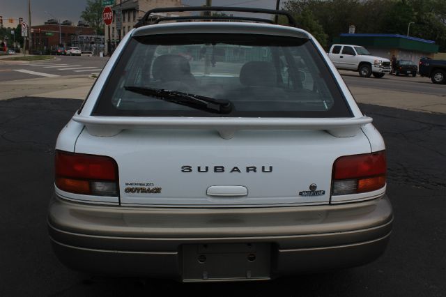 2000 Subaru Impreza Clk32