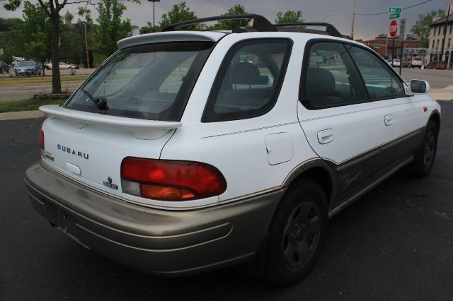 2000 Subaru Impreza Clk32