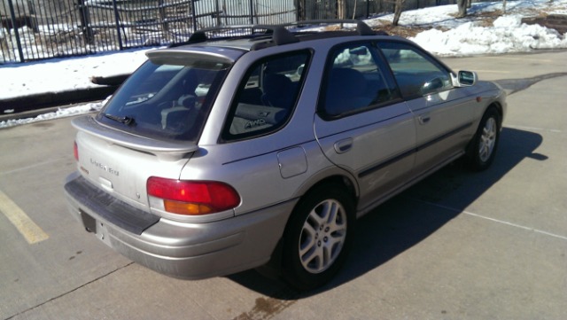 2000 Subaru Impreza Clk32