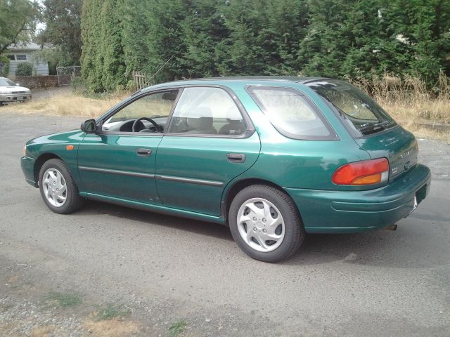 2000 Subaru Impreza XLT/ /lots Of Extras