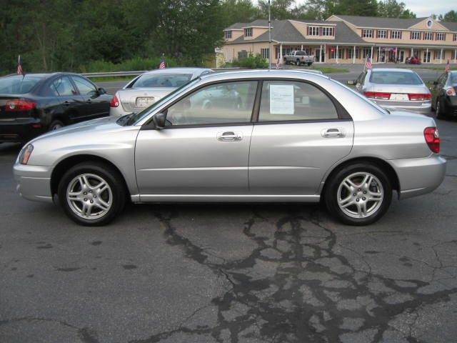 2005 Subaru Impreza 325i 4dr Sdn RWD Sulev