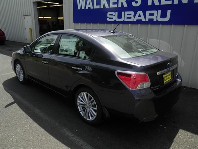 2013 Subaru Impreza Base Ext Cab Dually