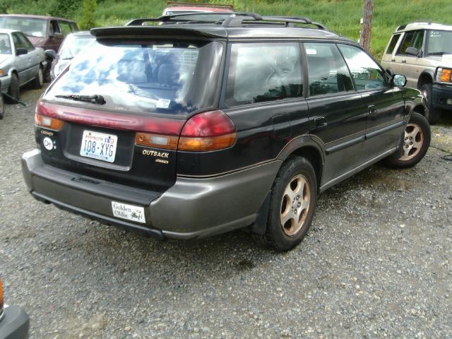 1997 Subaru Legacy Panel LS