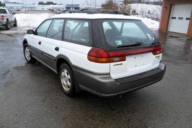 1997 Subaru Legacy Panel LS