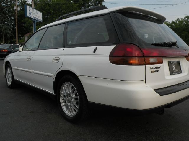 1997 Subaru Legacy Panel LS