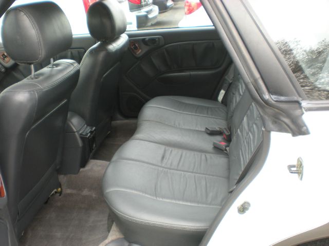 1997 Subaru Legacy Panel LS