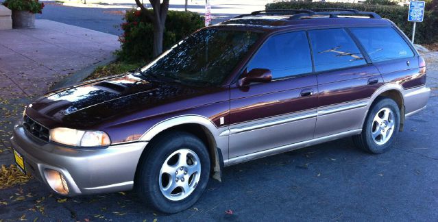 1999 Subaru Legacy Navigatiob/mark Levinson