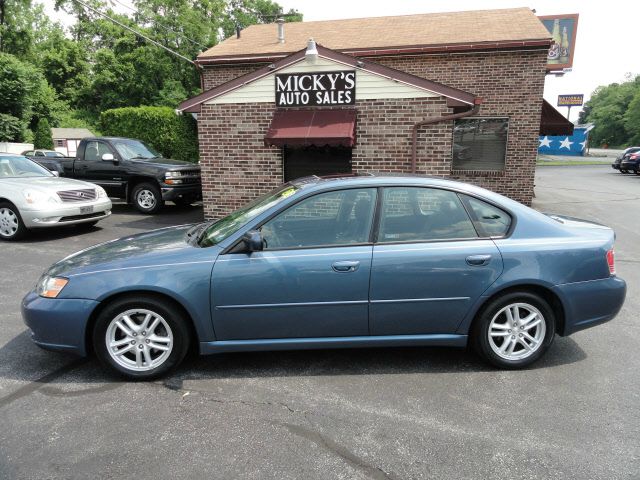 2005 Subaru Legacy LTZ 4X4 (marshalltown)