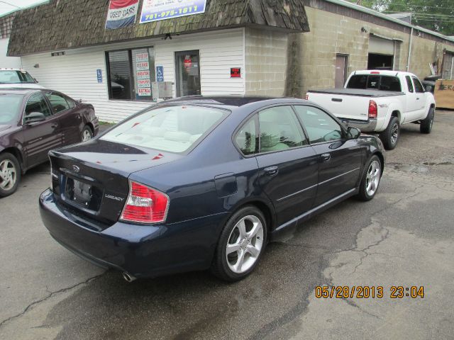 2006 Subaru Legacy LTZ 4X4 (marshalltown)