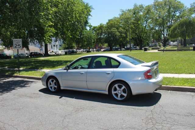 2006 Subaru Legacy LTZ 4X4 (marshalltown)