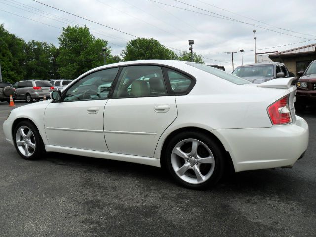 2006 Subaru Legacy LTZ 4X4 (marshalltown)