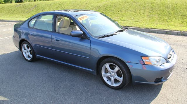 2006 Subaru Legacy LTZ 4X4 (marshalltown)