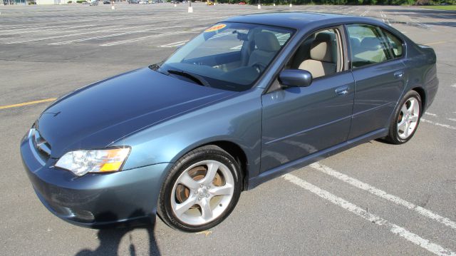 2006 Subaru Legacy LTZ 4X4 (marshalltown)