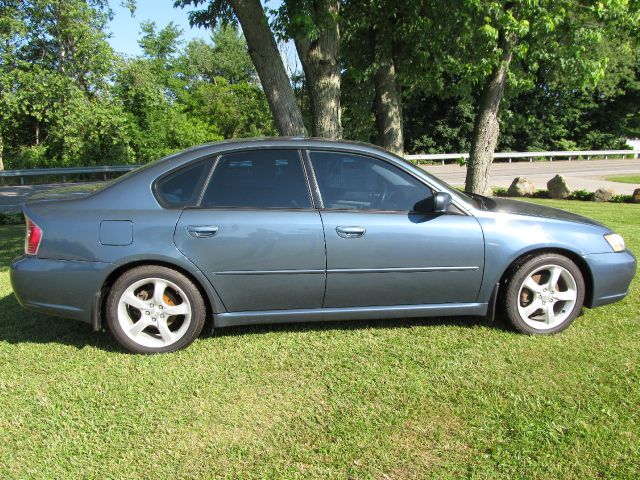 2006 Subaru Legacy LTZ 4X4 (marshalltown)