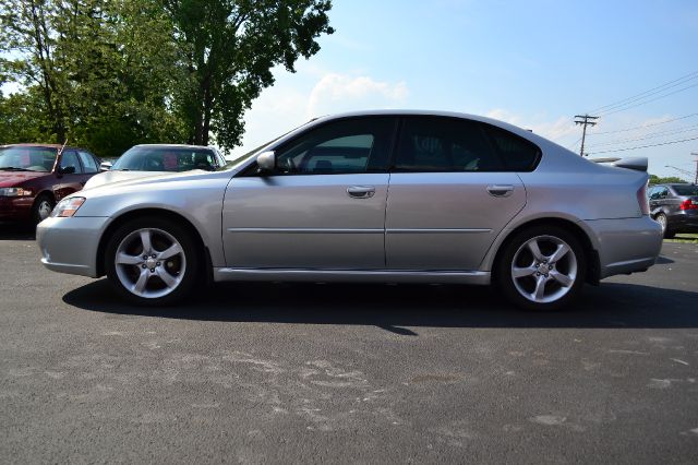 2006 Subaru Legacy LTZ 4X4 (marshalltown)