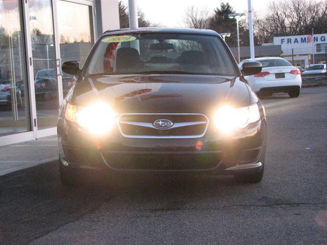 2009 Subaru Legacy SE Van