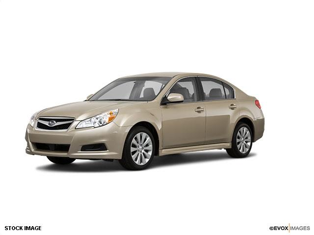 2010 Subaru Legacy LTZ 4X4 (marshalltown)