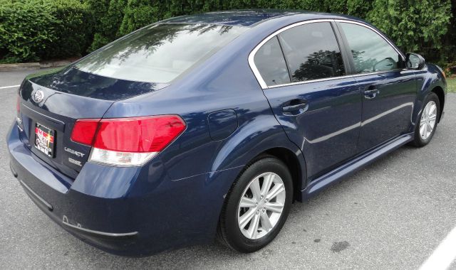 2010 Subaru Legacy 2.3T Sedan 4D