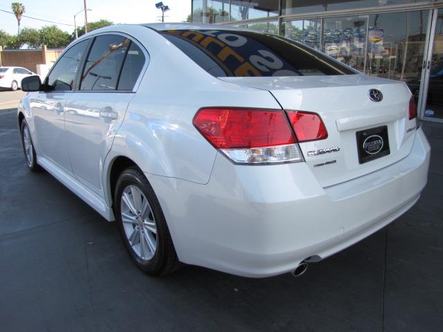 2011 Subaru Legacy GT SE V6