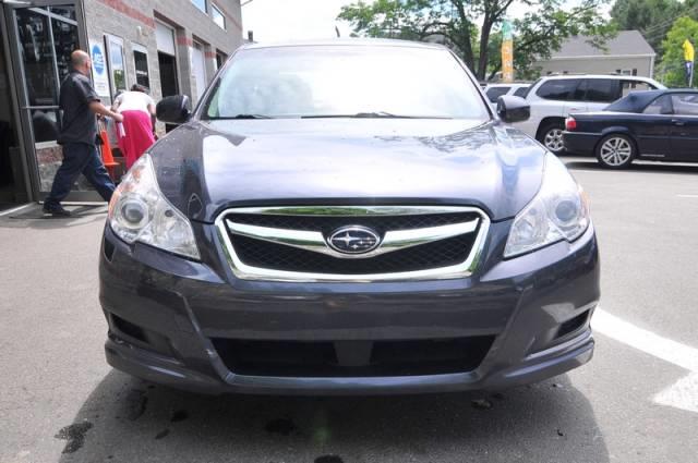 2011 Subaru Legacy 4WD Crew Cab 130 LTZ