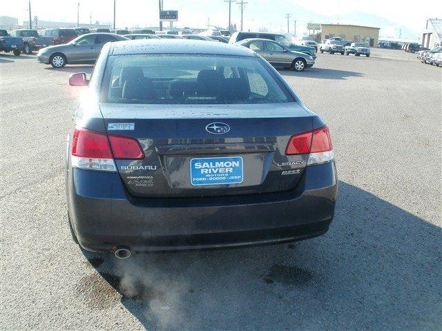 2011 Subaru Legacy 4WD Crew Cab 130 LTZ