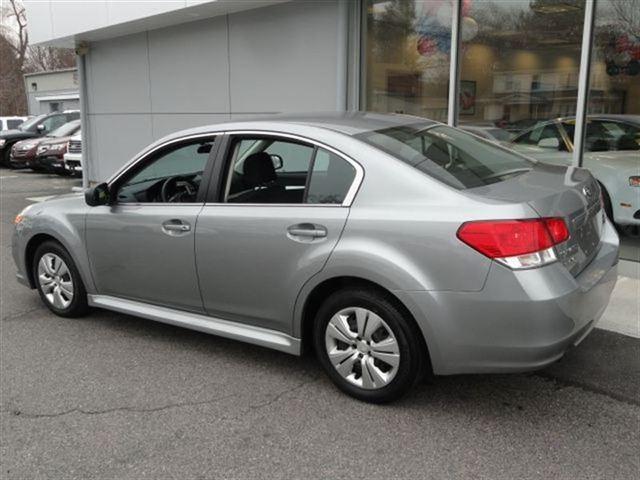 2011 Subaru Legacy SE Van