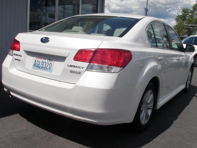 2011 Subaru Legacy Premium