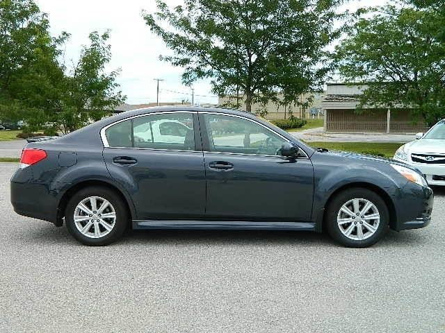 2011 Subaru Legacy GT SE V6