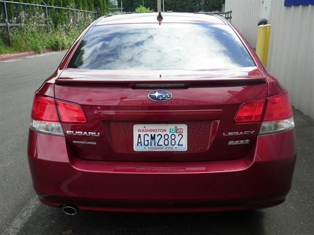 2012 Subaru Legacy LTZ 4X4 (marshalltown)