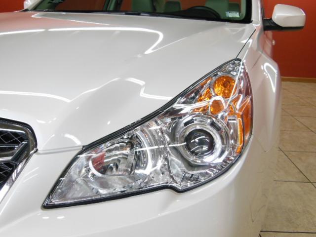 2012 Subaru Legacy 2LT Sunroof 20S