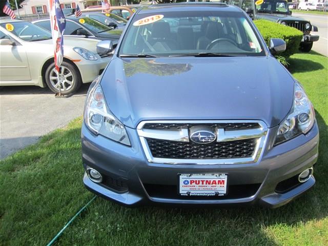 2013 Subaru Legacy LTZ 4X4 (marshalltown)