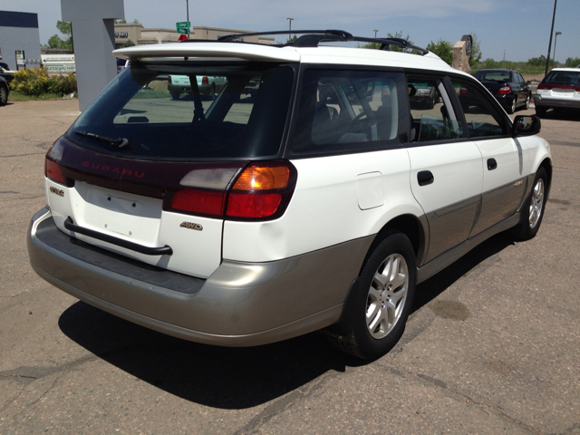 2000 Subaru Outback 143.5 LTZ