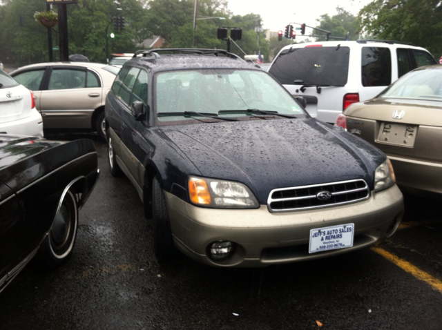 2000 Subaru Outback 143.5 LTZ