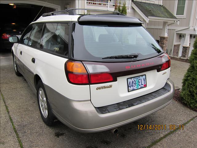 2000 Subaru Outback Unknown