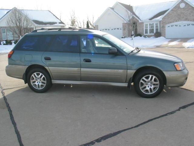 2000 Subaru Outback 4dr Sdn LS W/1ls