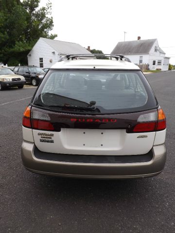 2000 Subaru Outback LS 4WD