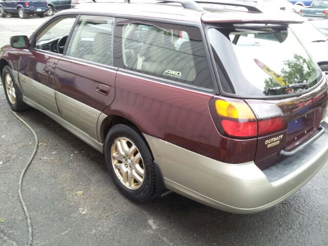 2000 Subaru Outback Unknown